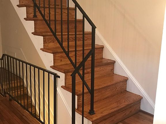 STAIRS TO SECOND LEVEL