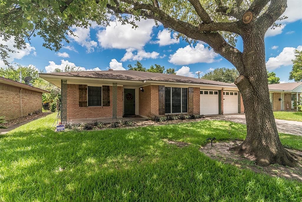 8214 Tarbell Rd, Houston, TX 77034 | Zillow