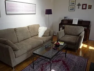 Rented by Picture Realty Inc.