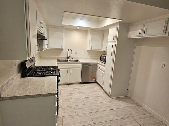 5th image of 519 19th St #3