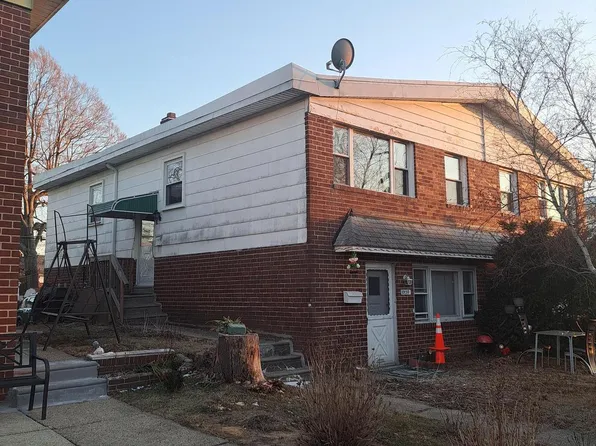 10159 Bridle Rd, Philadelphia, PA 19116