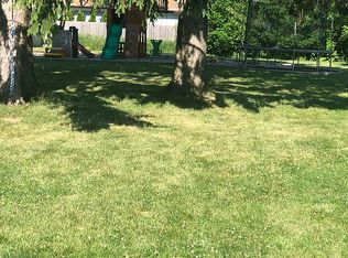 1216 N Stratford Rd, Arlington Heights, IL 60004