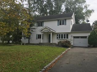 3 John St, Morganville, NJ 07751