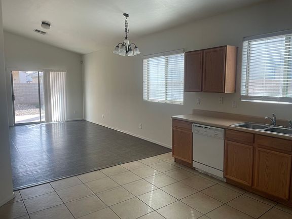 4th image of 7213 S 56th Ln