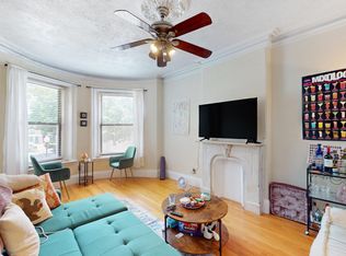 22 Greenwich St #2, Roxbury Crossing, MA 02120