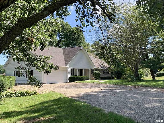 2nd image of 204 Carobeth Dr