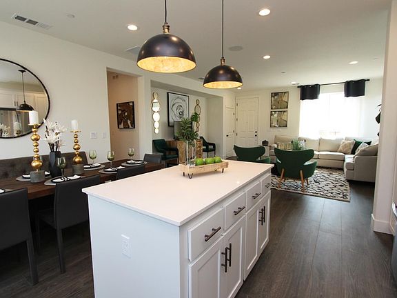 5th image of 1109 Pearl Dr #1-7