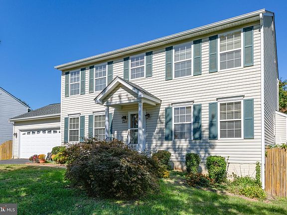 2nd image of 5405 Hazel Ct