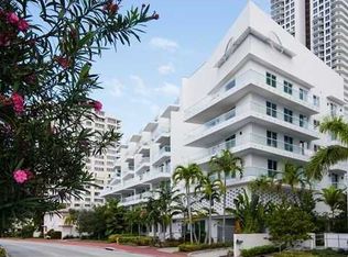 6362 Collins Ave #403, Miami Beach, FL 33141