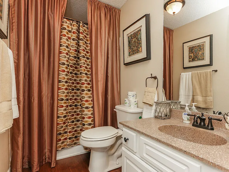 The Granite at Tuscany Hills — Photo 10