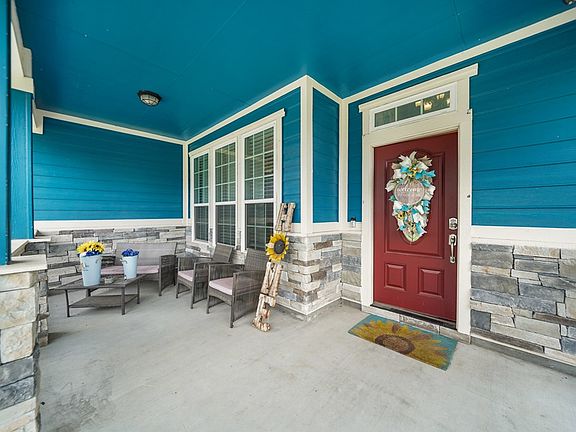 3rd image of 1008 Starfish St