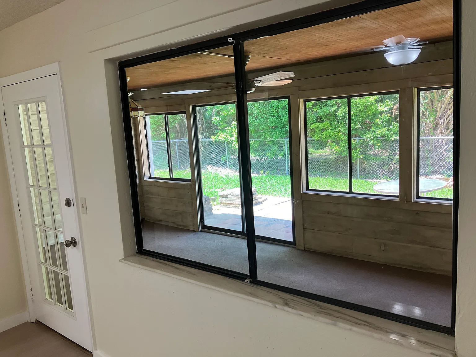 2 bed, 1000 sqft, $1,525 — Photo 3