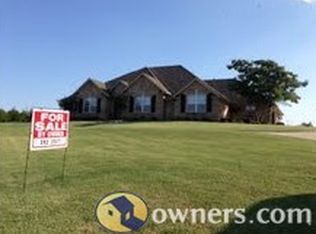 3090 Castle Creek Dr, Newcastle, OK 73065