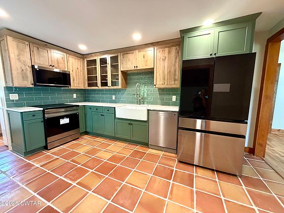 3rd image of 328 Rowlett Ave