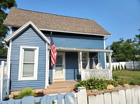 276 10th St, Marion, IA 52302
