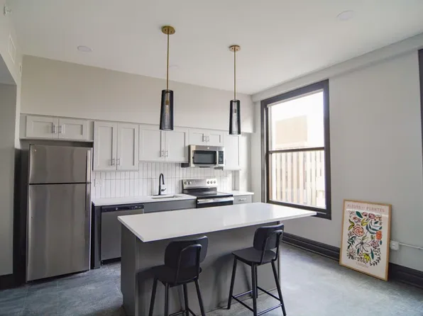 The Carrara on Farnam