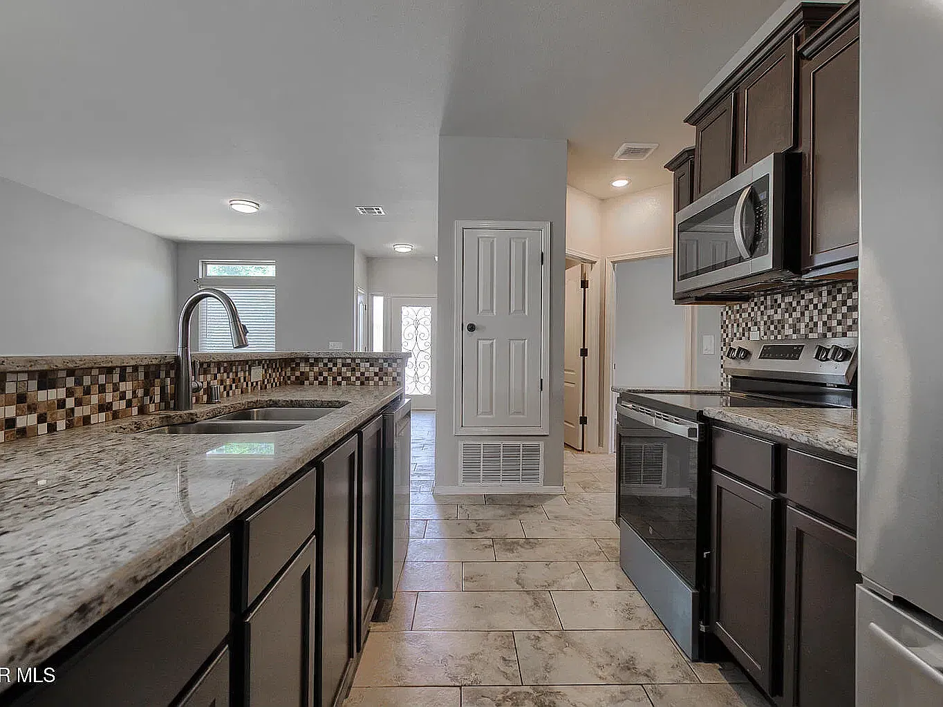 128 Alamito Creek — Photo 3