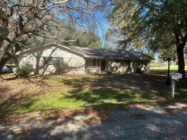 125 County Road 3220, Mount Pleasant, TX 75455