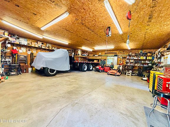 56th image of 1710 Murphy Myers Rd