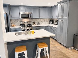 30020 Santa Cecilia Dr #A, Temecula, CA 92592