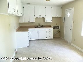 2nd image of 4632 Preston St