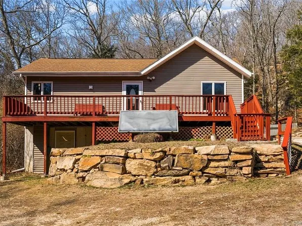 198 Pendleton Hill Road, North Stonington, CT 06359