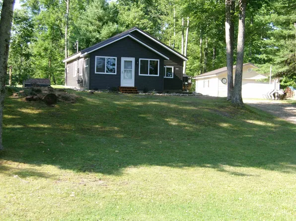 1808 Arbor Dr, Lake, MI 48632