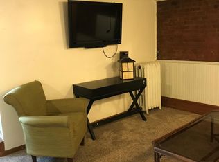 915 S Bishop St #BASEMENT, Chicago, IL 60607