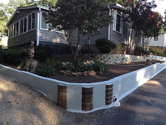 Front left corner, side driv