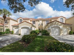 61 Silver Oaks Cir, Naples, FL 34119