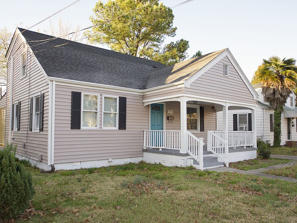 1st image of 2719 Peronne Ave