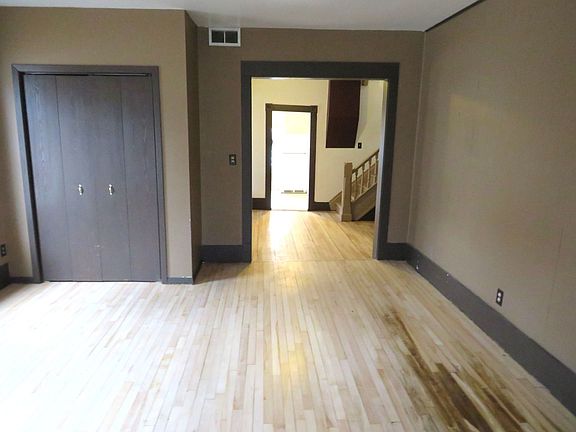 2nd image of 1046 Barland St #B