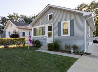 414 Morton Ave, Aurora, IL 60506