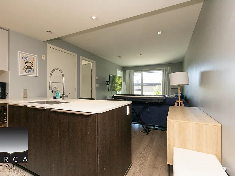 1588 Hastings St E #210 — Photo 8