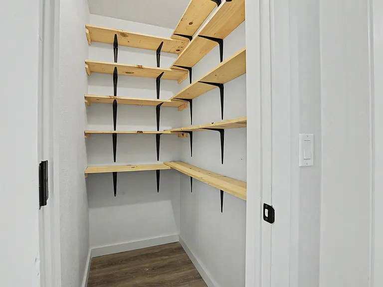 5900 N Ross Ave #2 — Photo 16