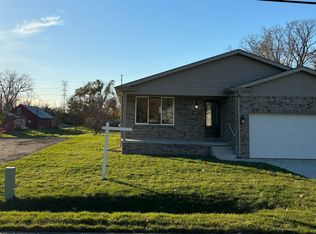 5110 Lathrop St, Trenton, MI 48183