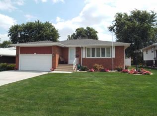8235 Madison Ave, Munster, IN 46321