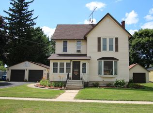 410 Flagg St, Paw Paw, IL 61353