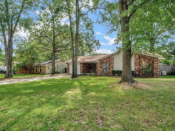 2nd image of 114 Bluebird Ln