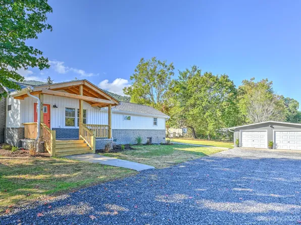 130 Fountain Way, Swannanoa, NC 28778