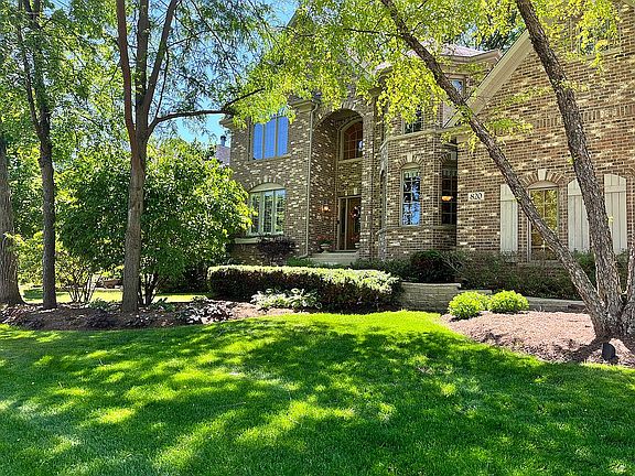 2nd image of 820 Reserve Ct