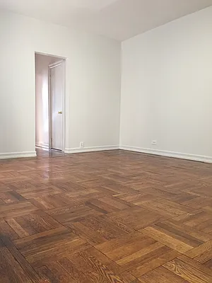 Rented by Lang Realty LLC | media 6