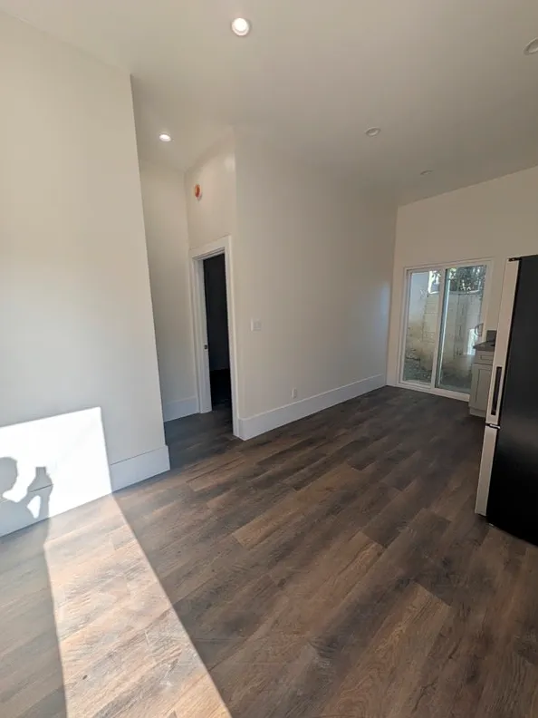 1 bed, 550 sqft, $1,900 — Photo 3