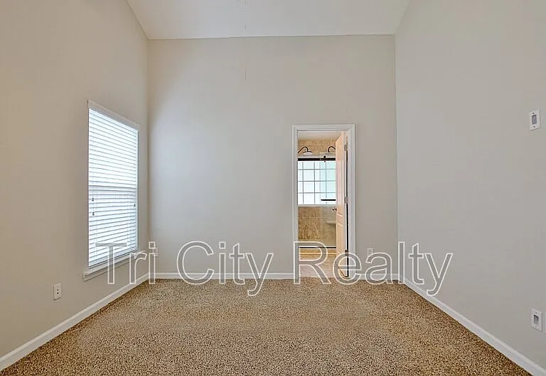 341 Hunterian Pl — Photo 32