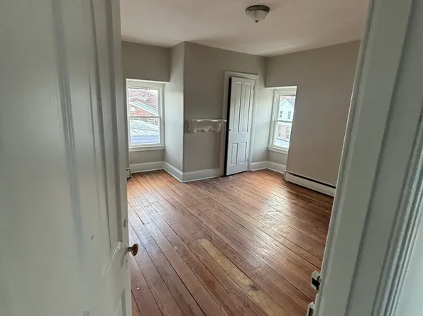 190 7th St #C, Salem, NJ 08079