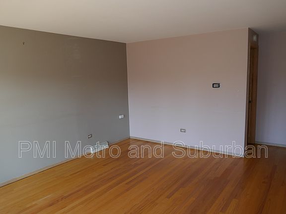 5th image of 5245 S Nordica Ave