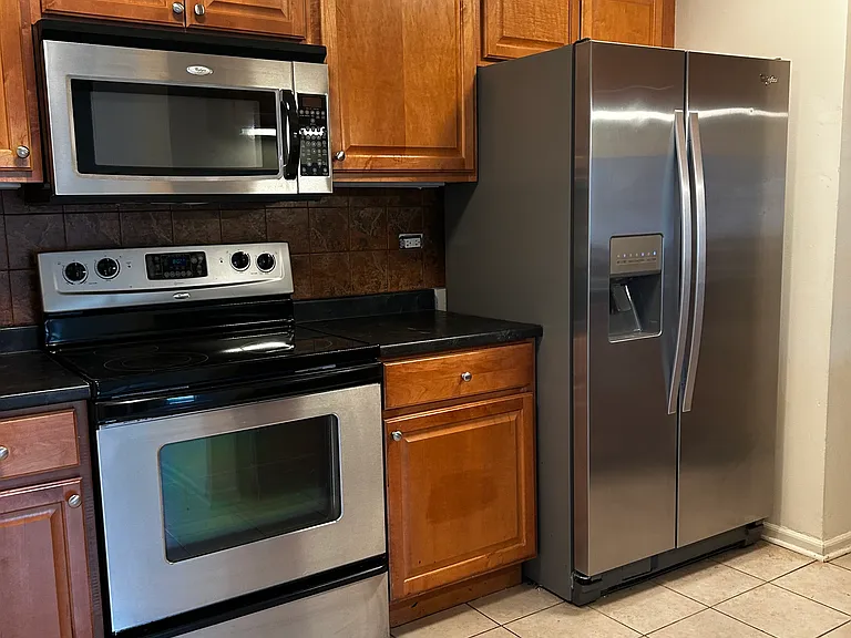 Kitchen. Stainless steel Appliances