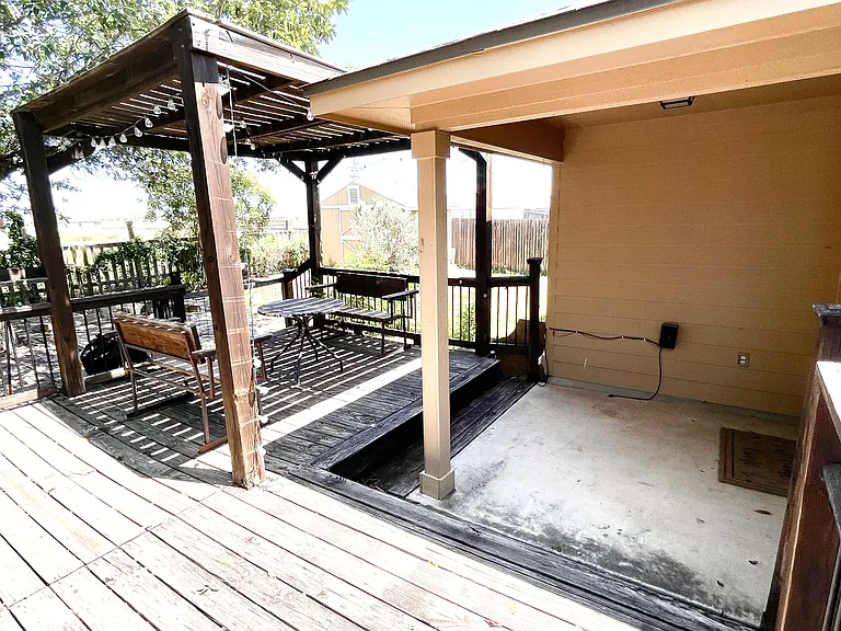 659 Tom Kemp Dr — Photo 18