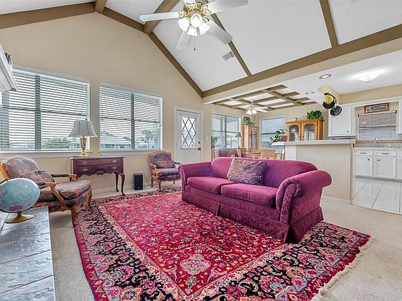 5th image of 538 Sunset Cir