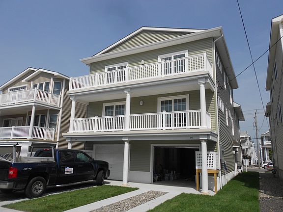4th image of 2945 Central Ave #1
